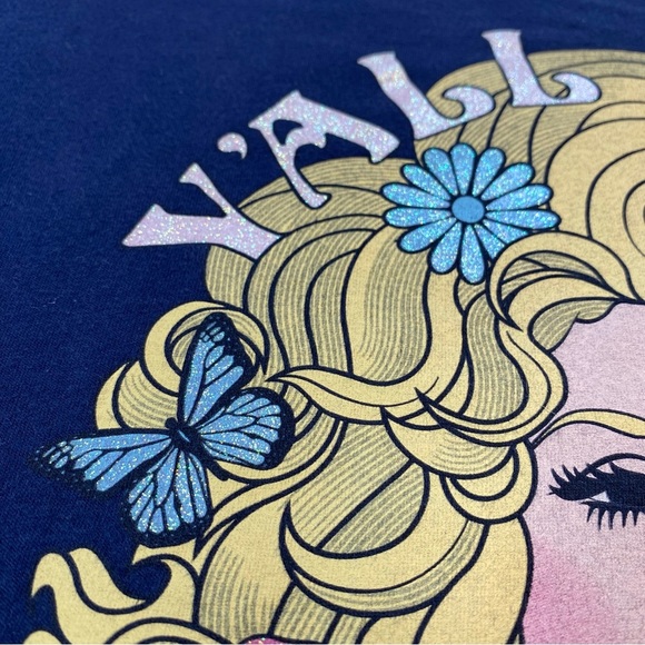 Y’all Need Dolly Graphic Sparkly T-shirt - Picture 3 of 6